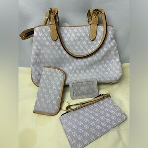 Dooney and Bourke Full purse/bag Set